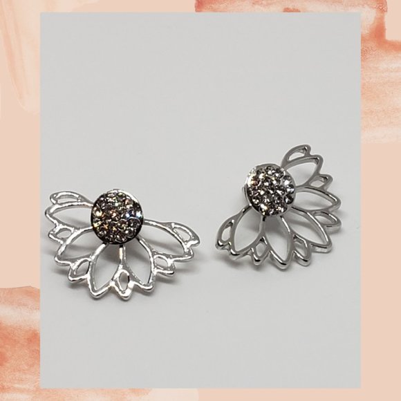 NWT Lotus Love Jacket Earring Silver - Picture 1 of 2